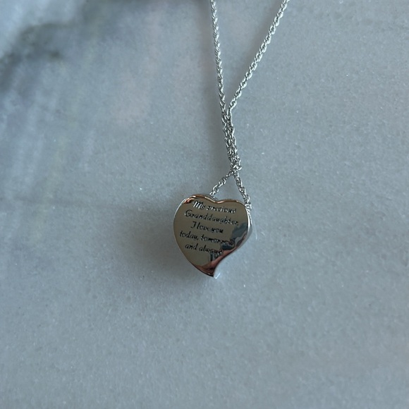 The Bradford Exchange My Precious Granddaughter necklace - Picture 3 of 3